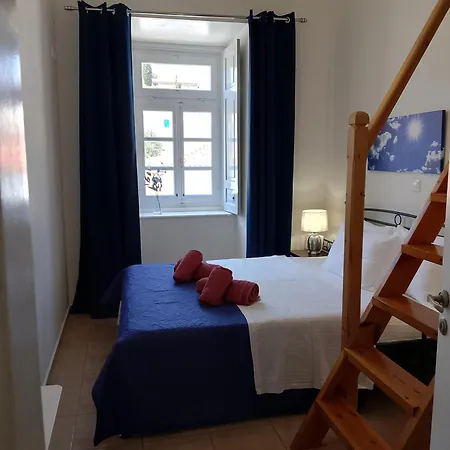 Lantställe Hydra Memories House